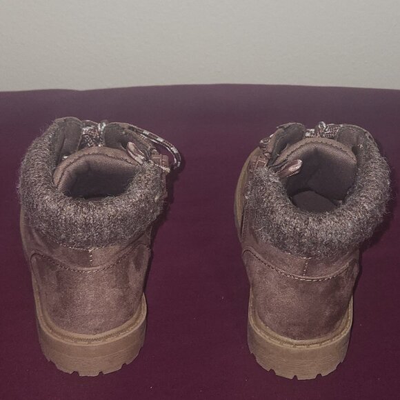 Kids Old Navy Brown Low Cut Boots Size 8 toddler - Picture 5 of 6
